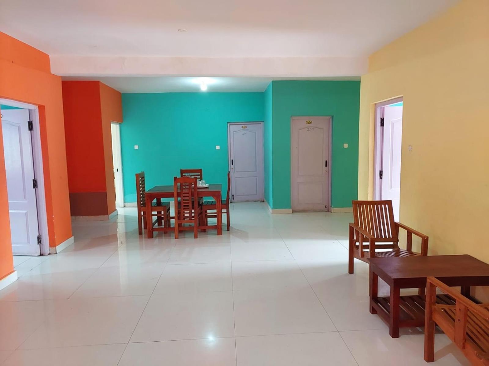 Memmsta Hotels 1510 - Ooty Luaran gambar