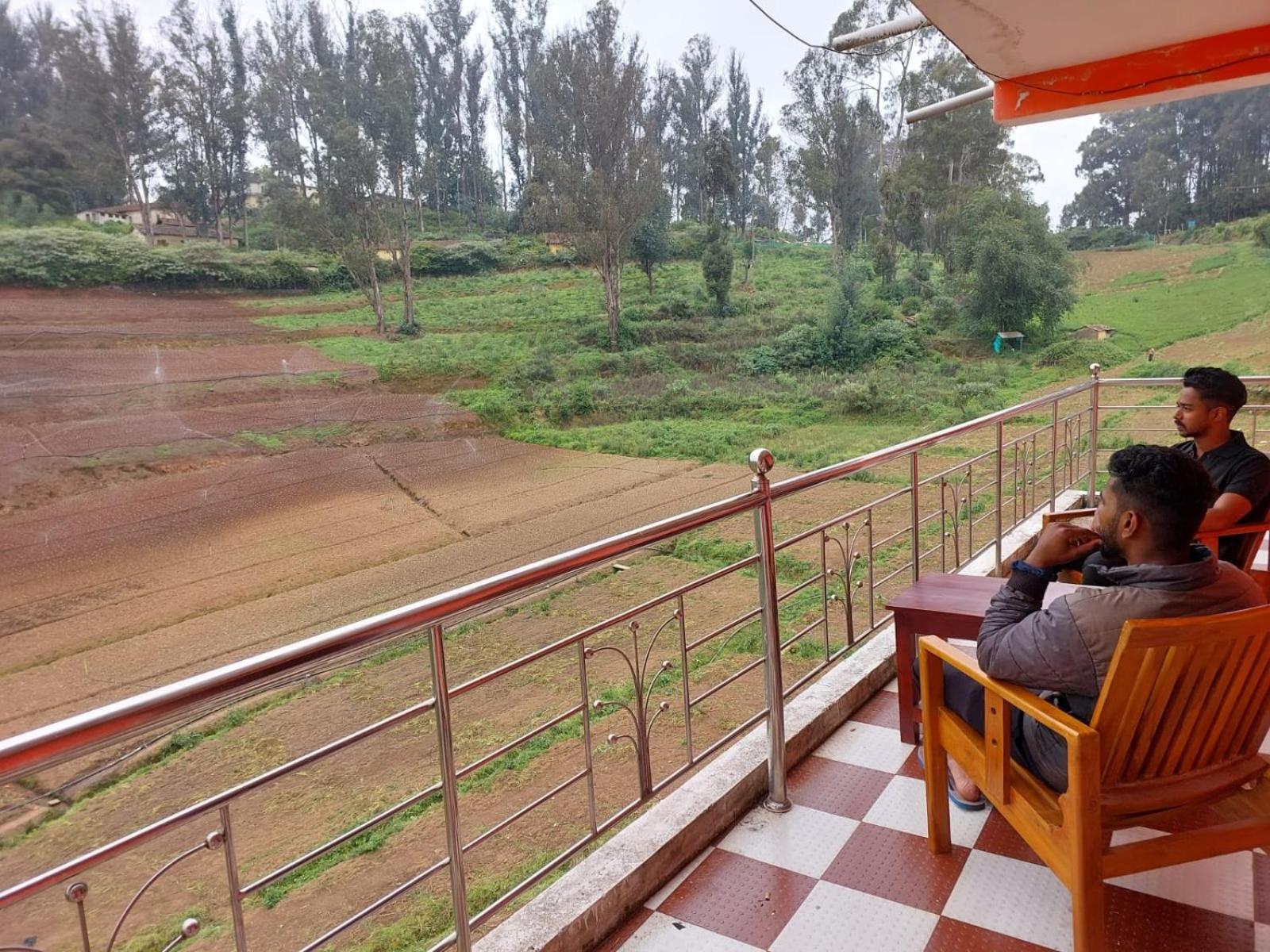 Memmsta Hotels 1510 - Ooty Luaran gambar